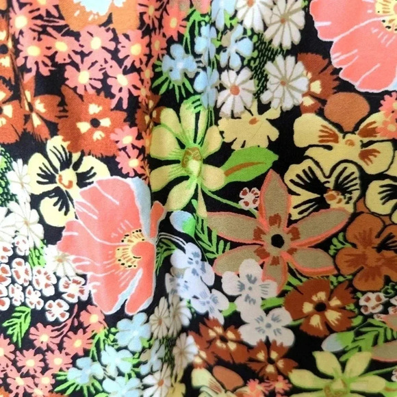 Forever 21 | Floral Print Tiered Maxi Skirt - Picture 7 of 7